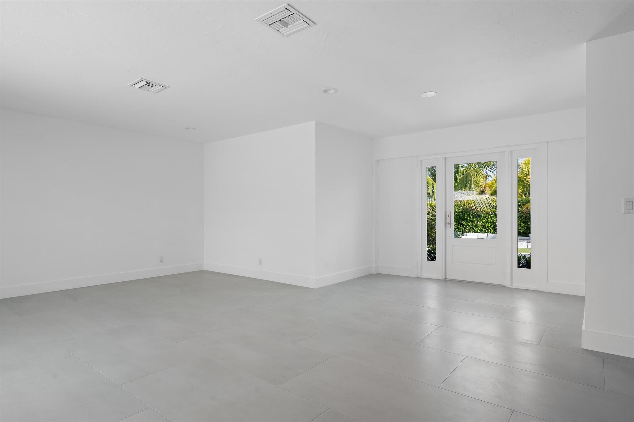 12 SE Hitching Post Circle