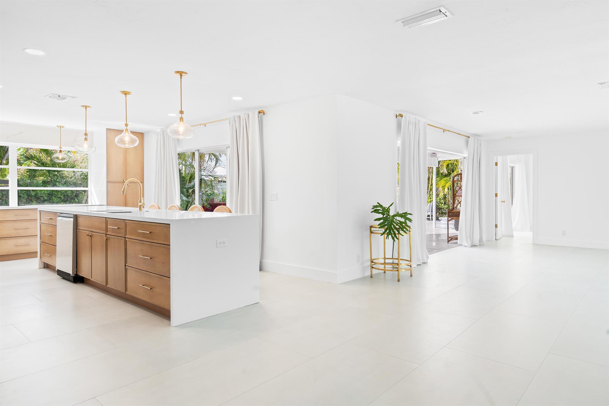 12 SE Hitching Post Circle