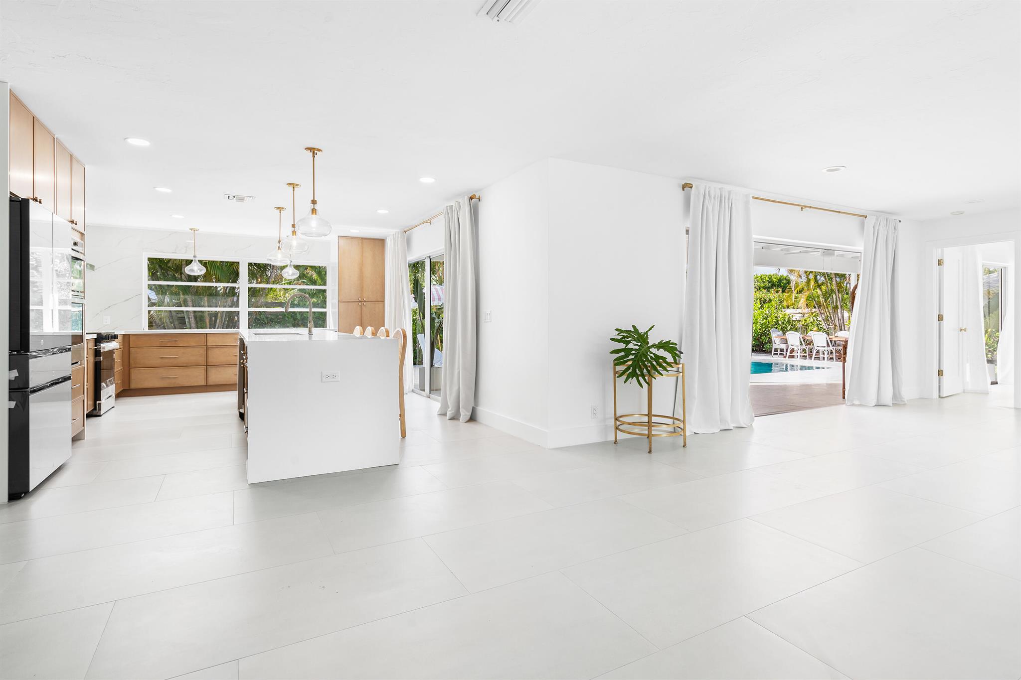 12 SE Hitching Post Circle