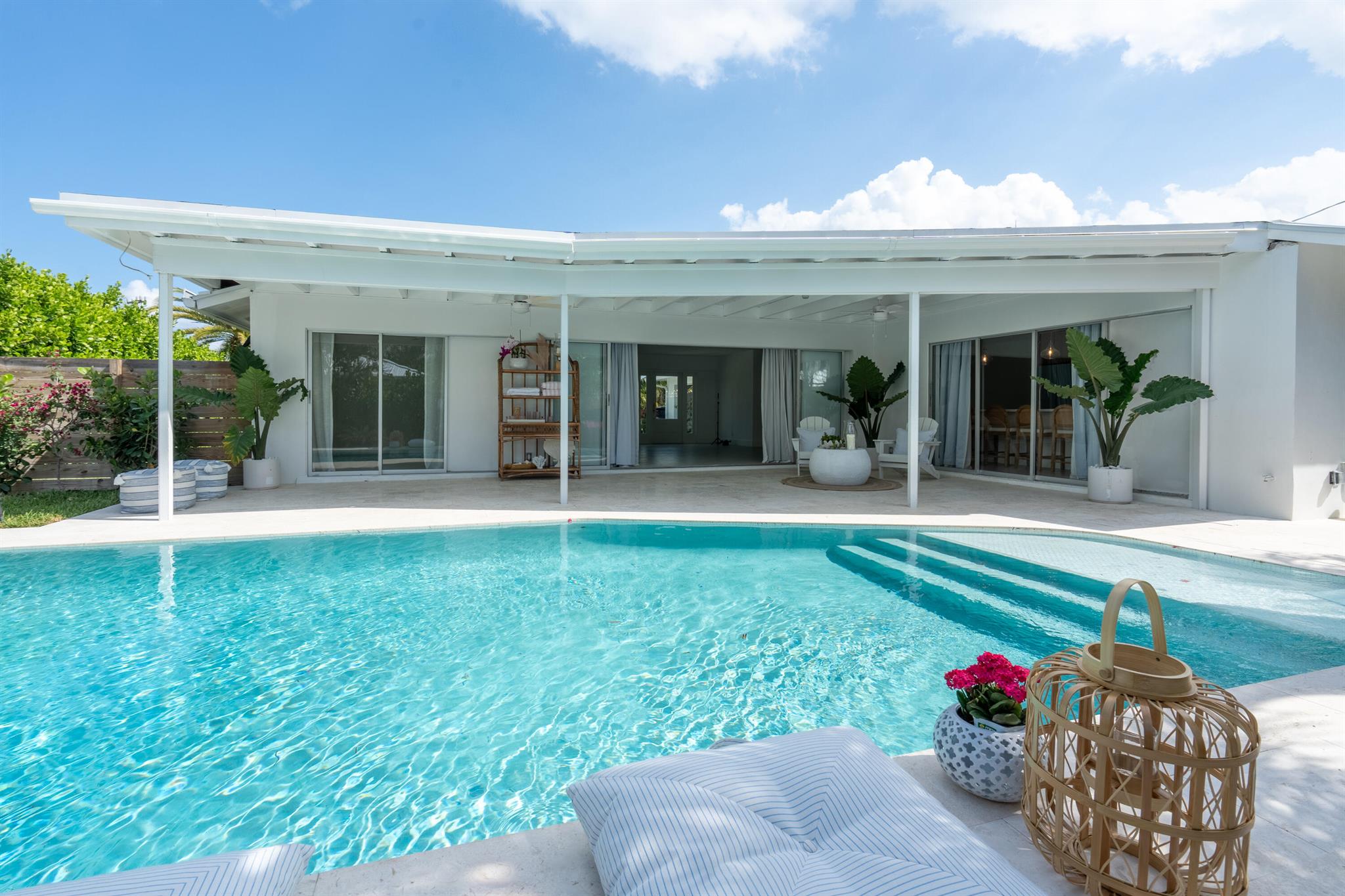 12 SE Hitching Post Circle