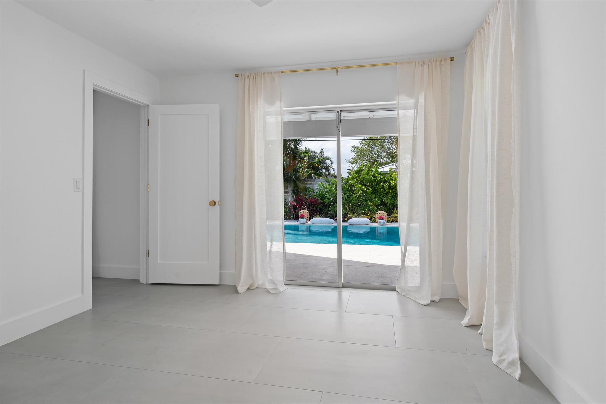 12 SE Hitching Post Circle