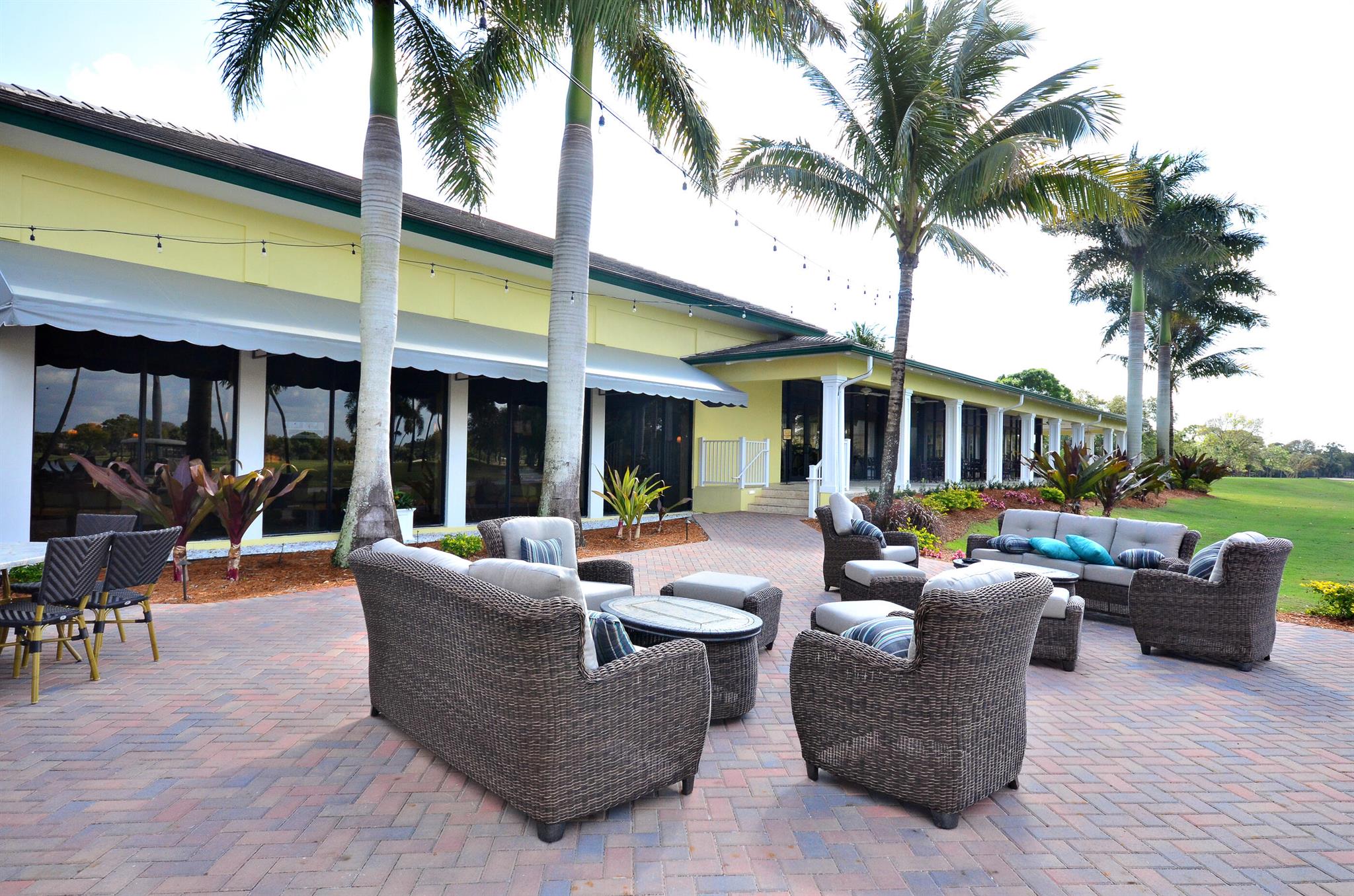 12 SE Hitching Post Circle