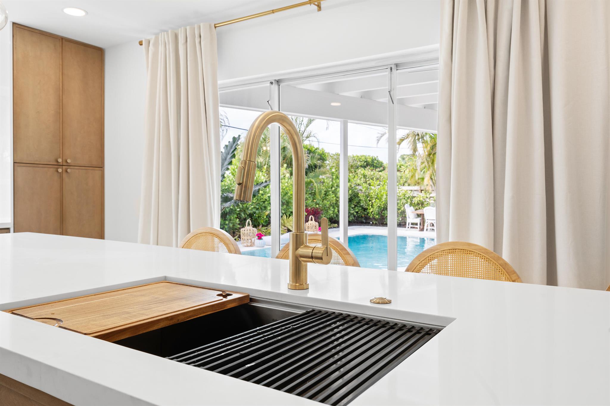 12 SE Hitching Post Circle