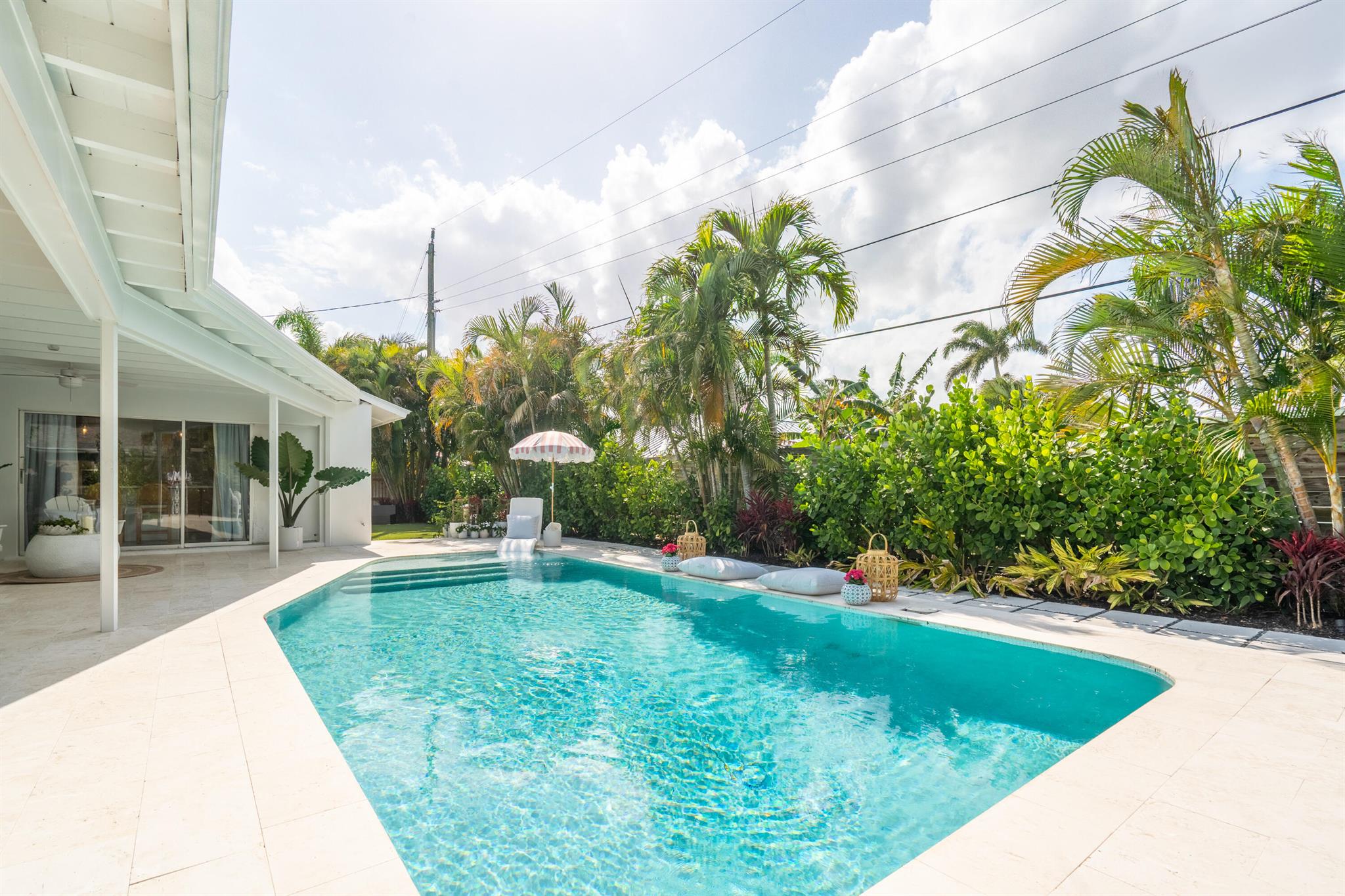 12 SE Hitching Post Circle