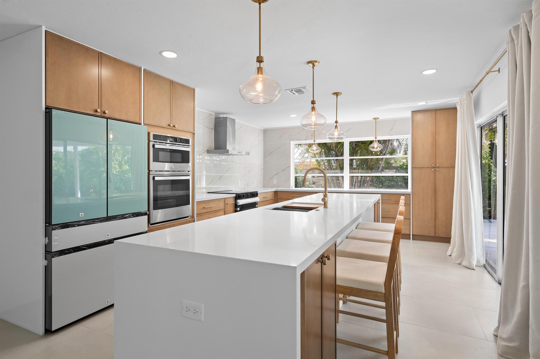 12 SE Hitching Post Circle