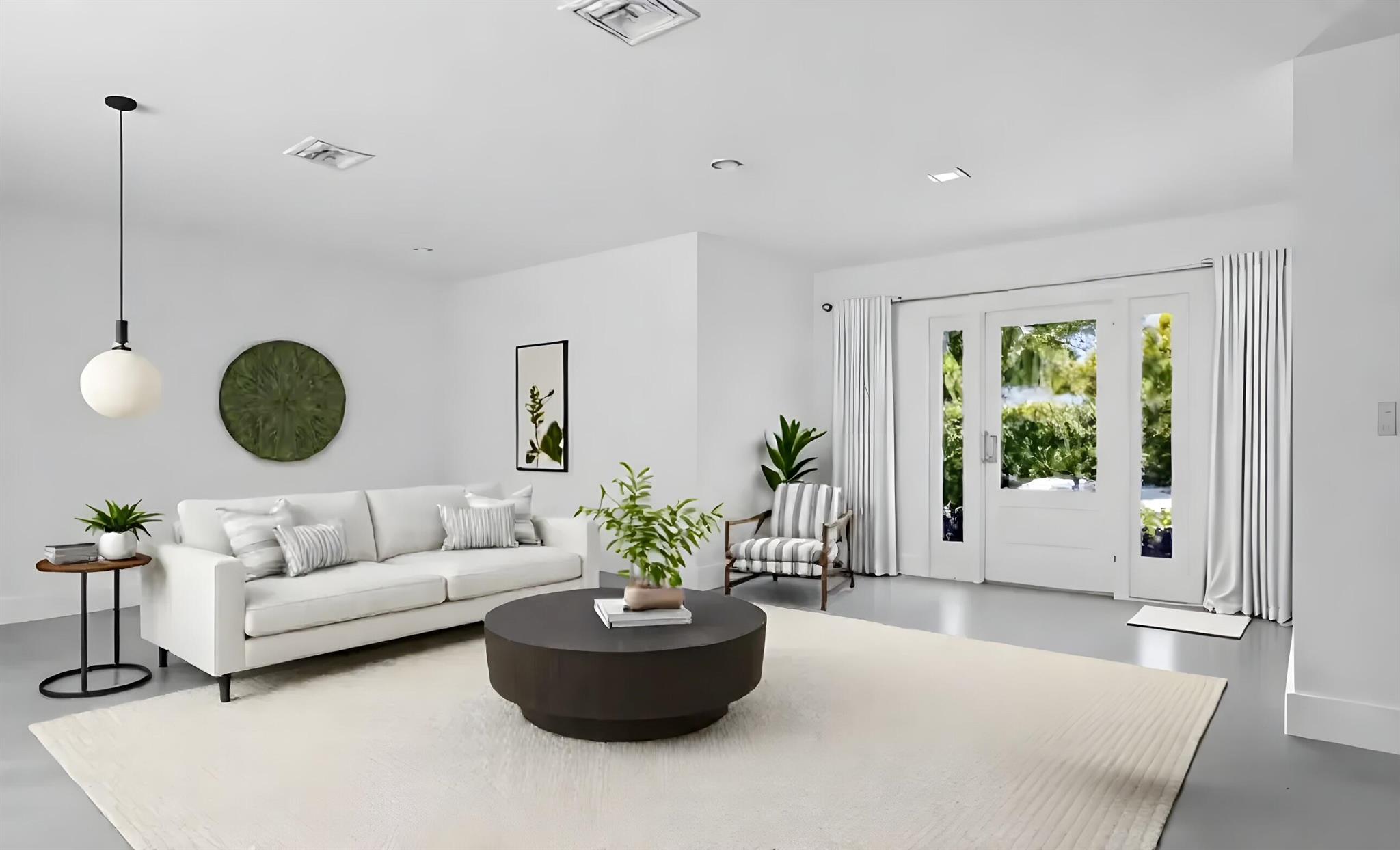 12 SE Hitching Post Circle