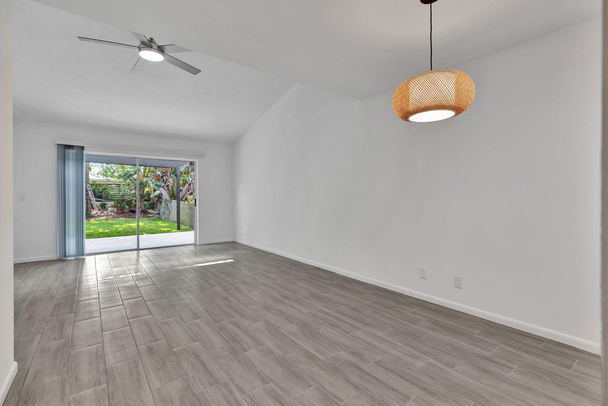 208 Palmetto Court