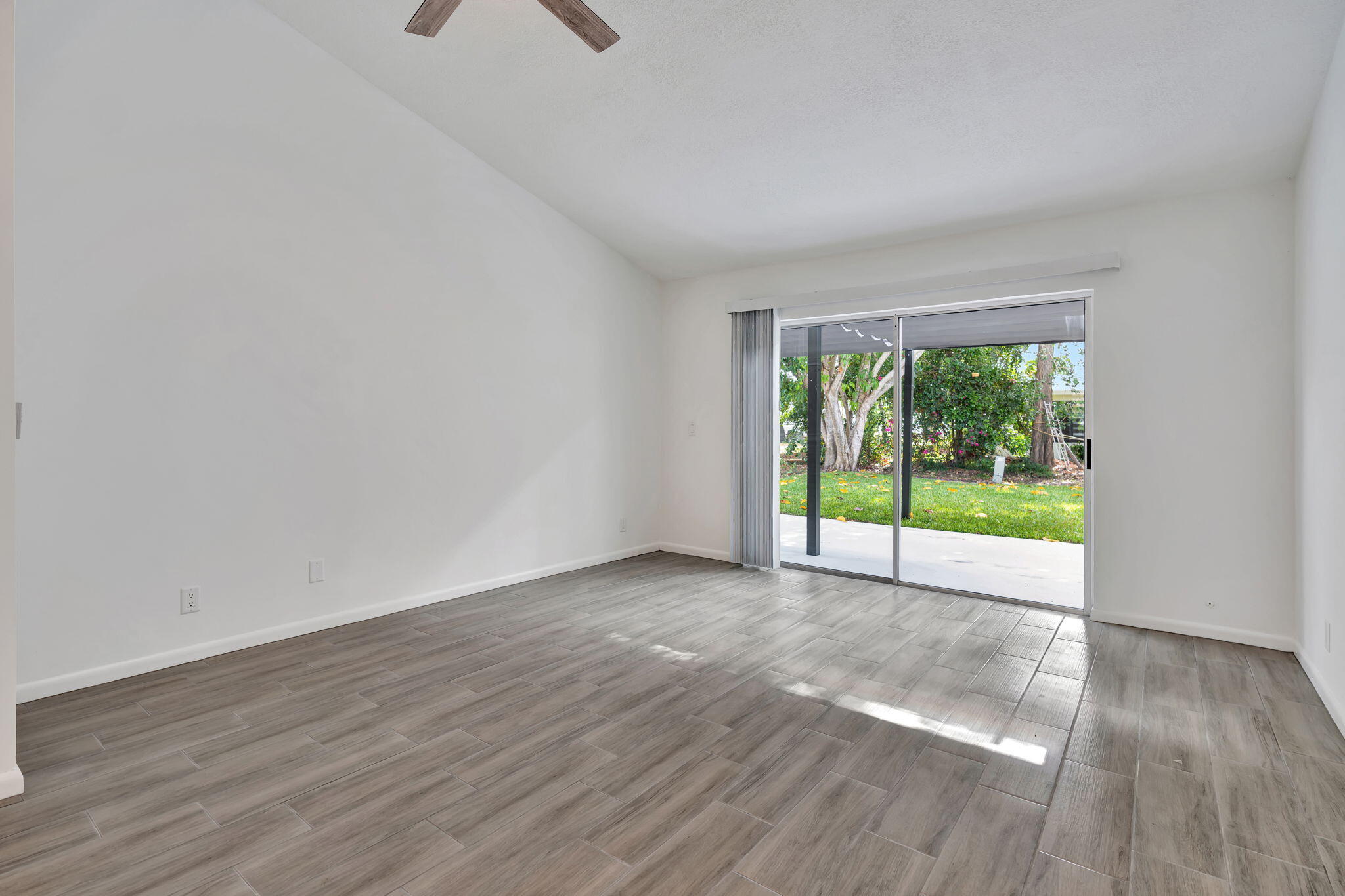 208 Palmetto Court
