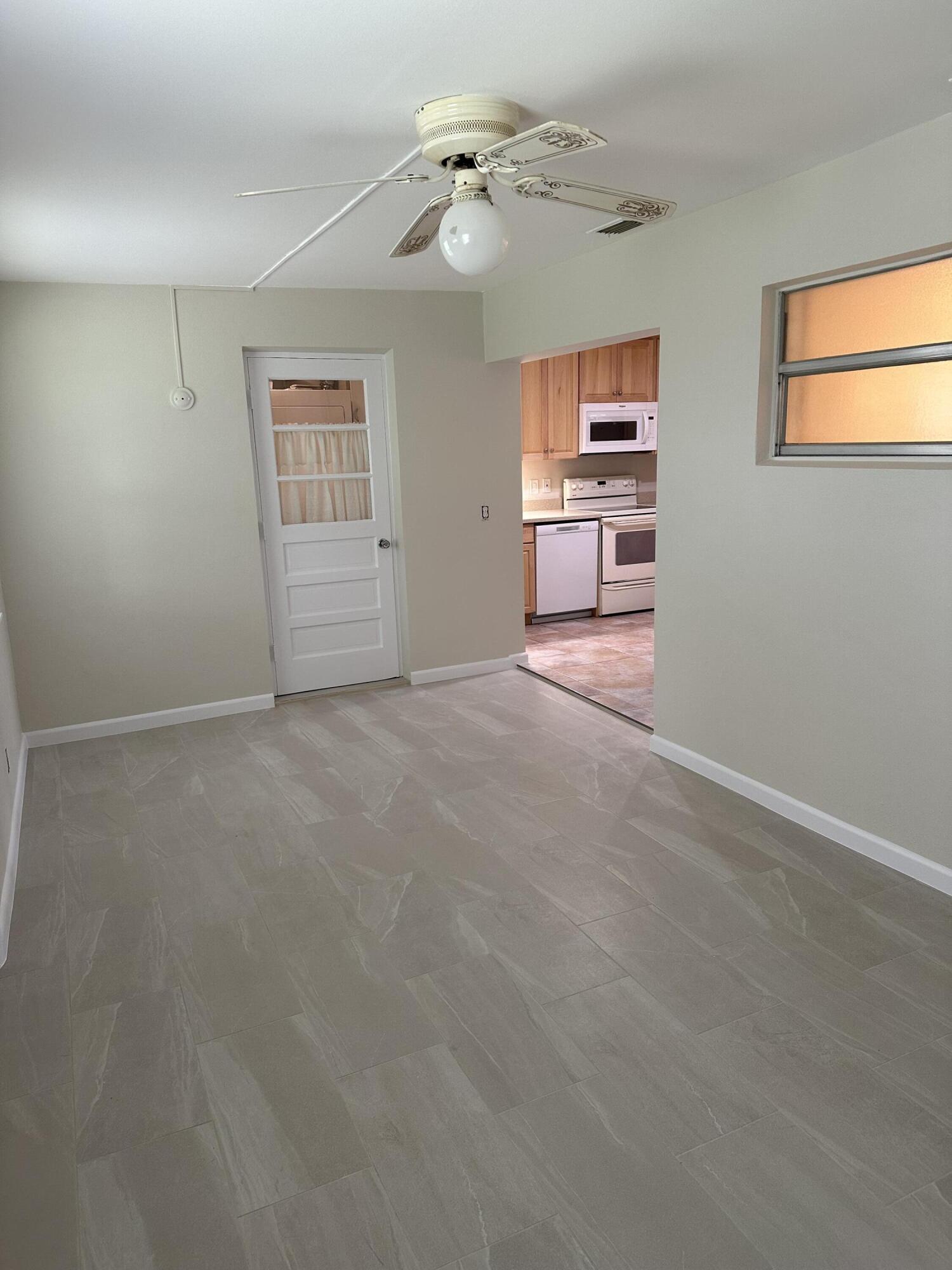 915 Anglers Way