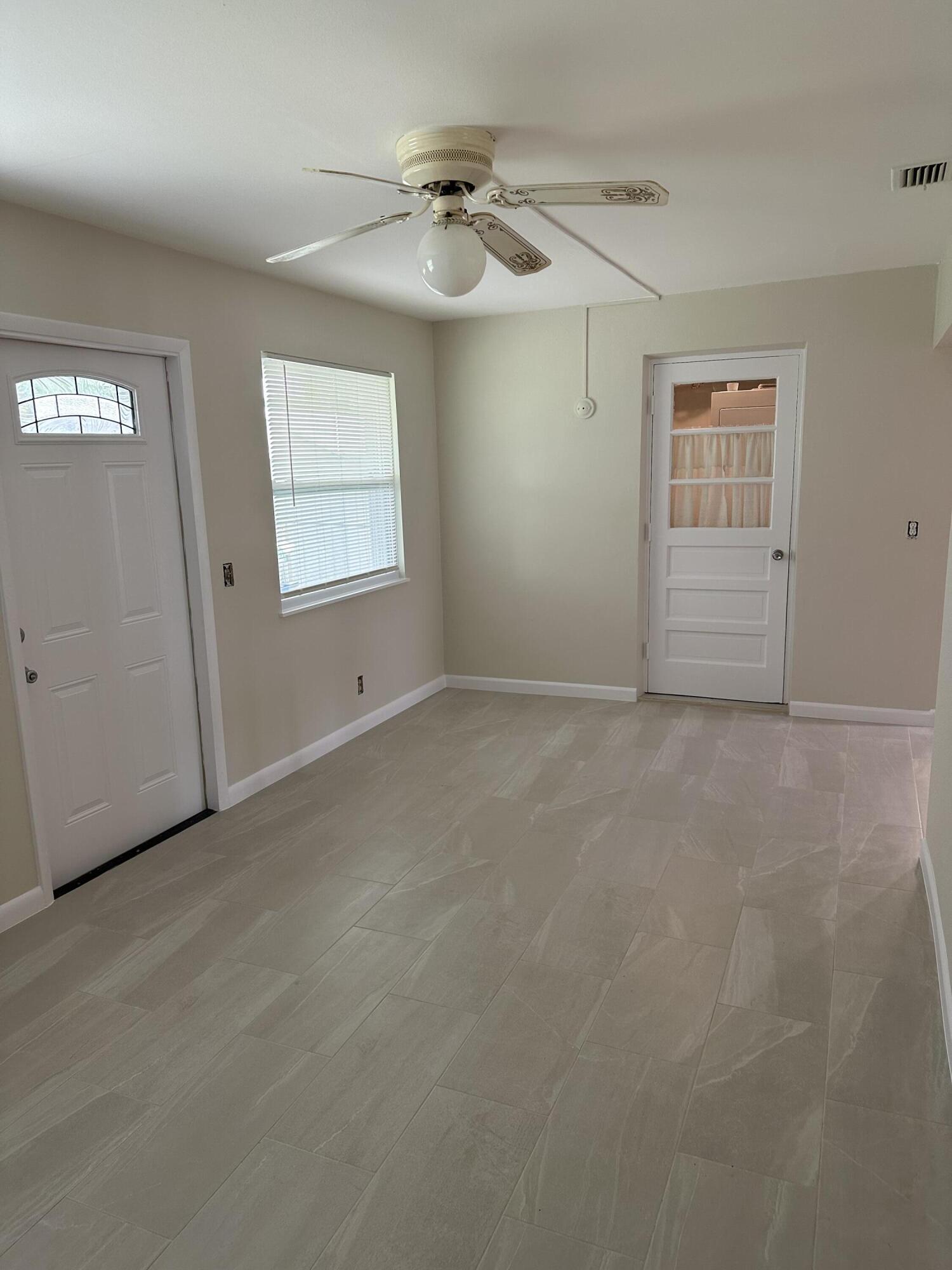 915 Anglers Way