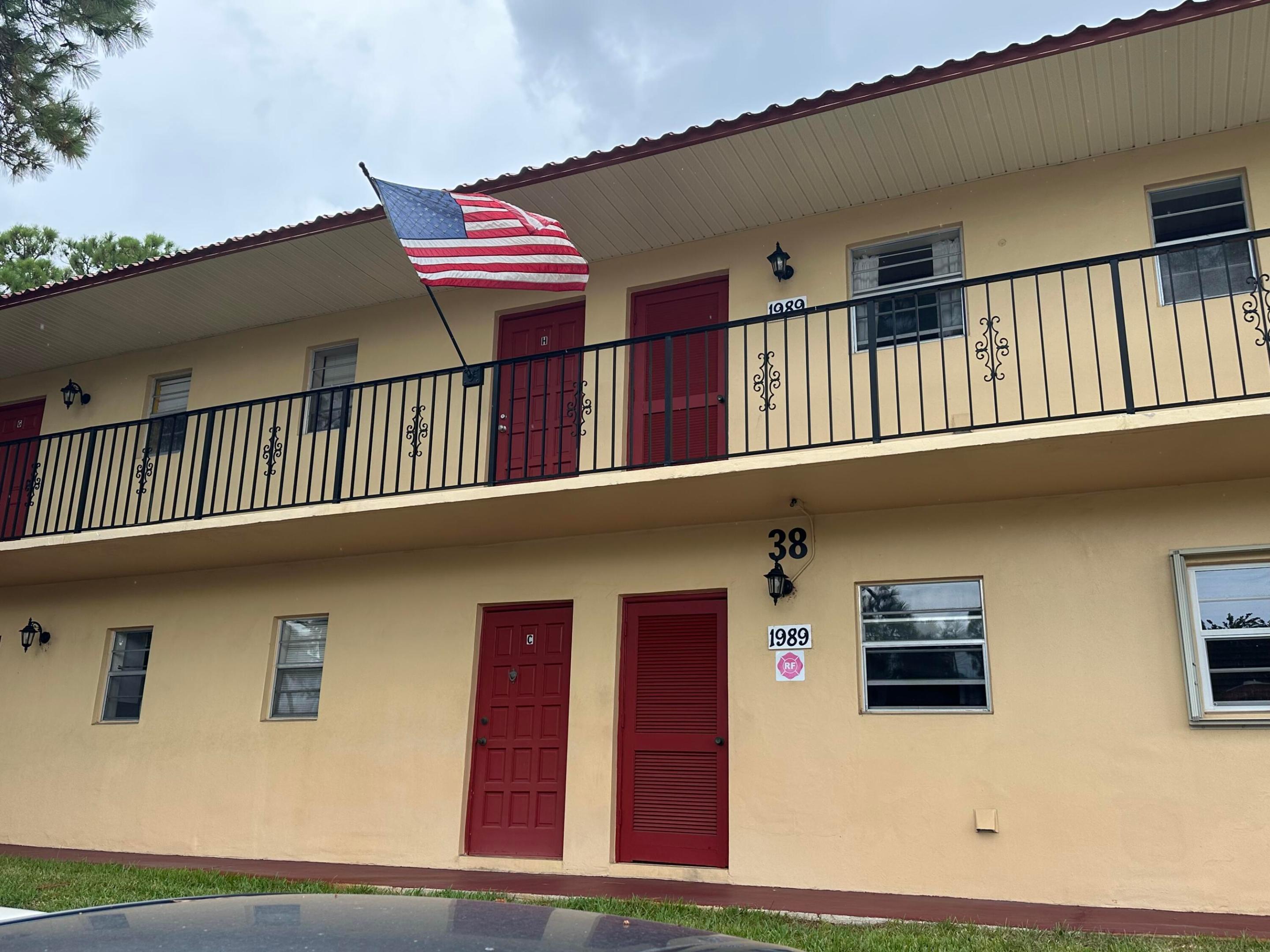 1989 SW Palm City Road G