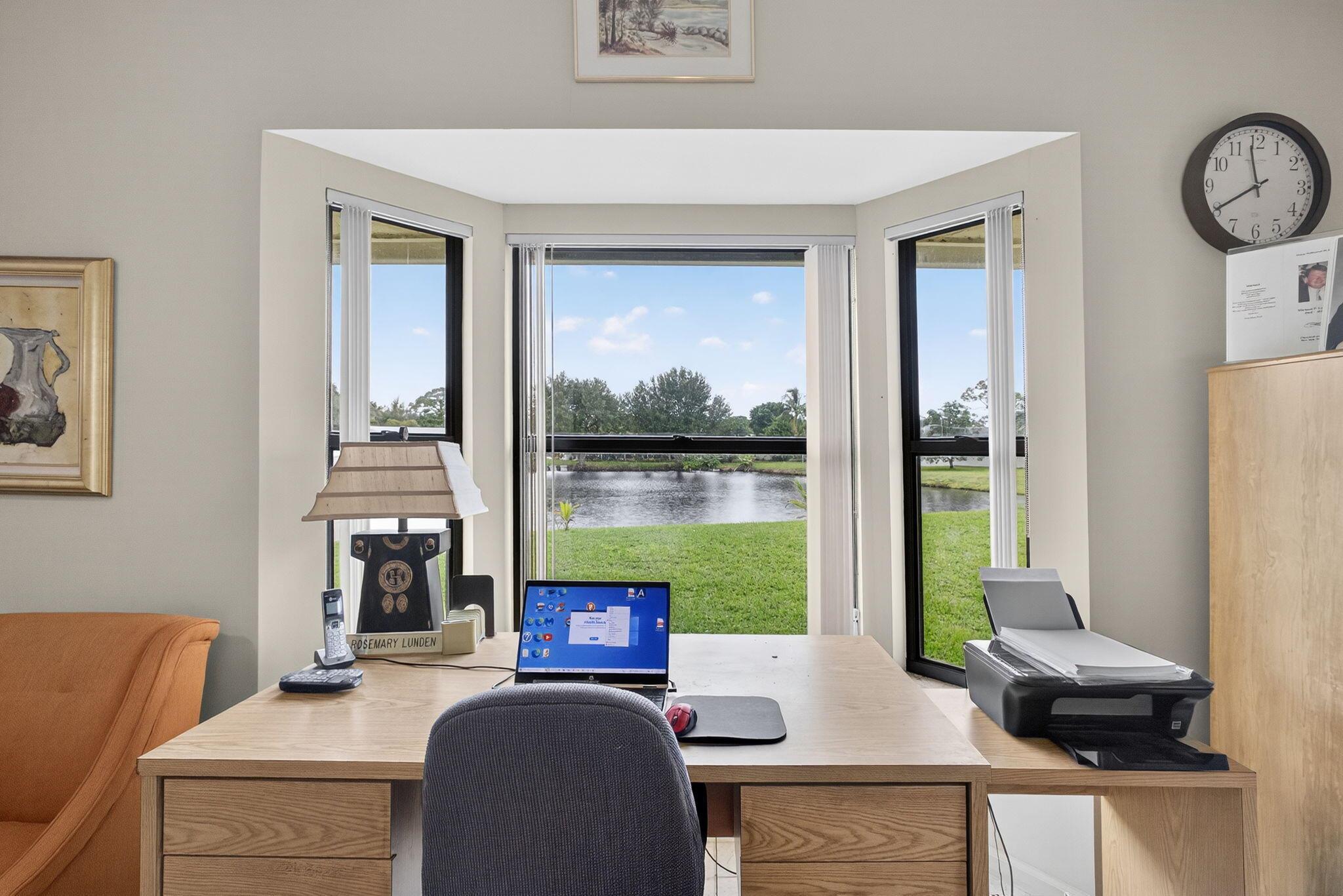 9472 SE Little Club Way S