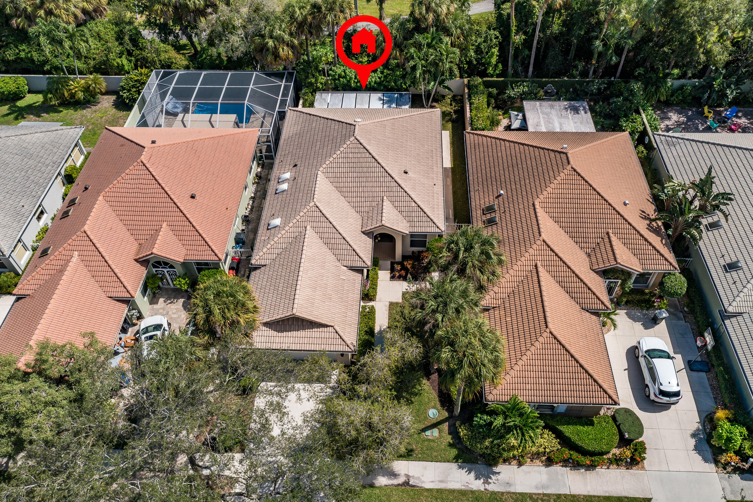 162 E Hampton Way