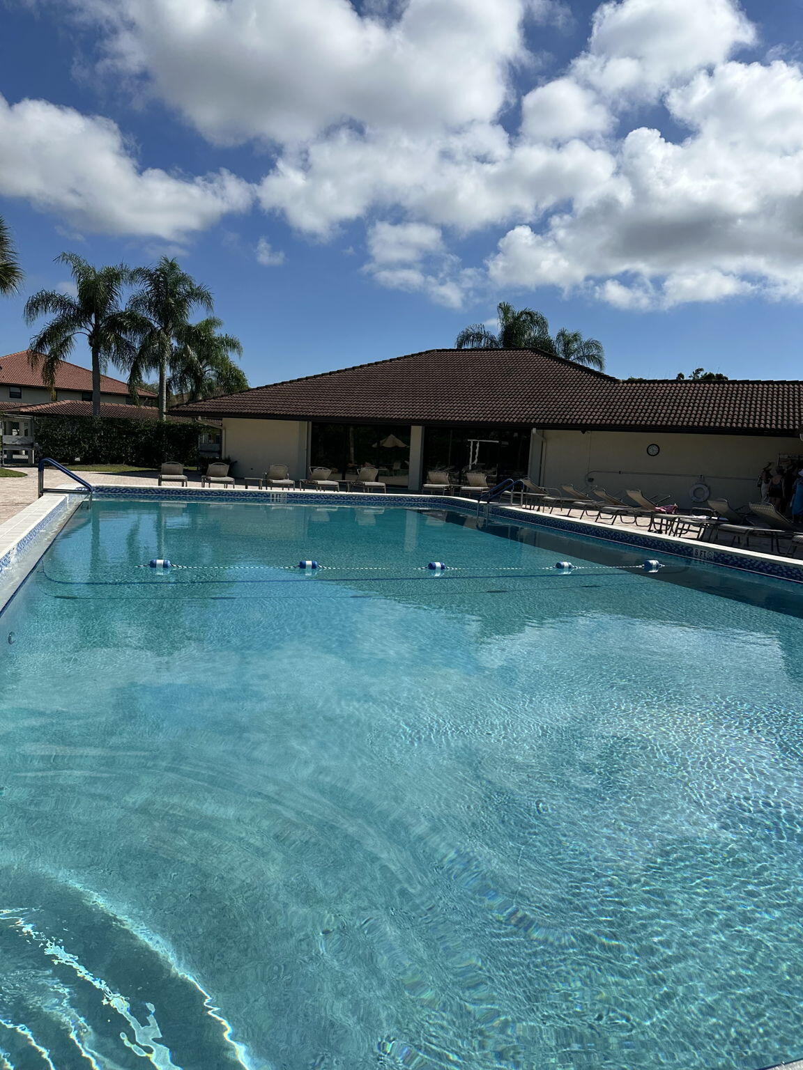 301 SW South River Drive 204