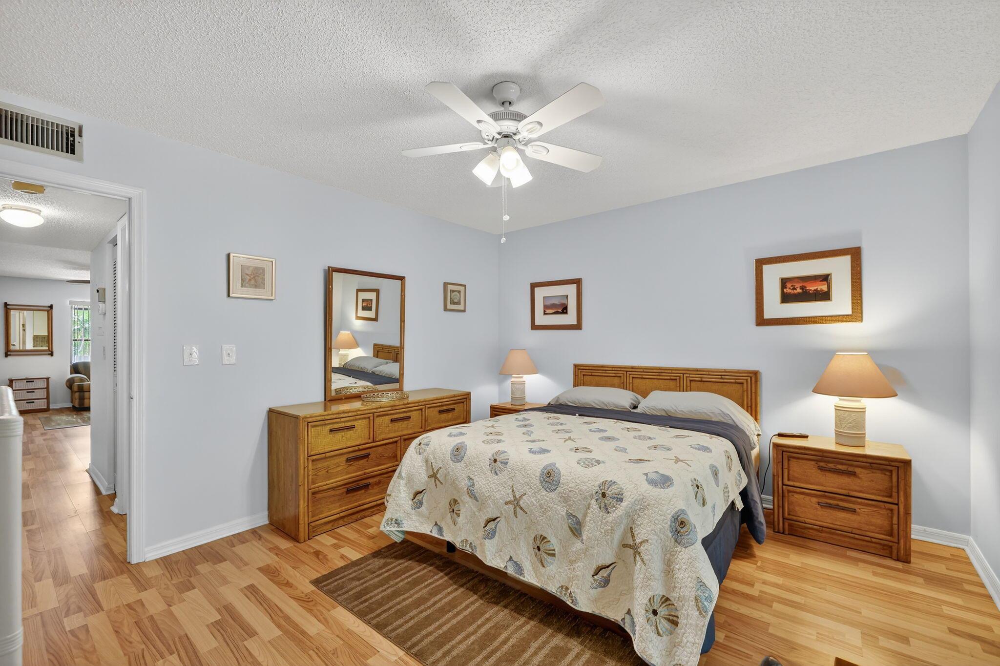 301 SW South River Drive 204