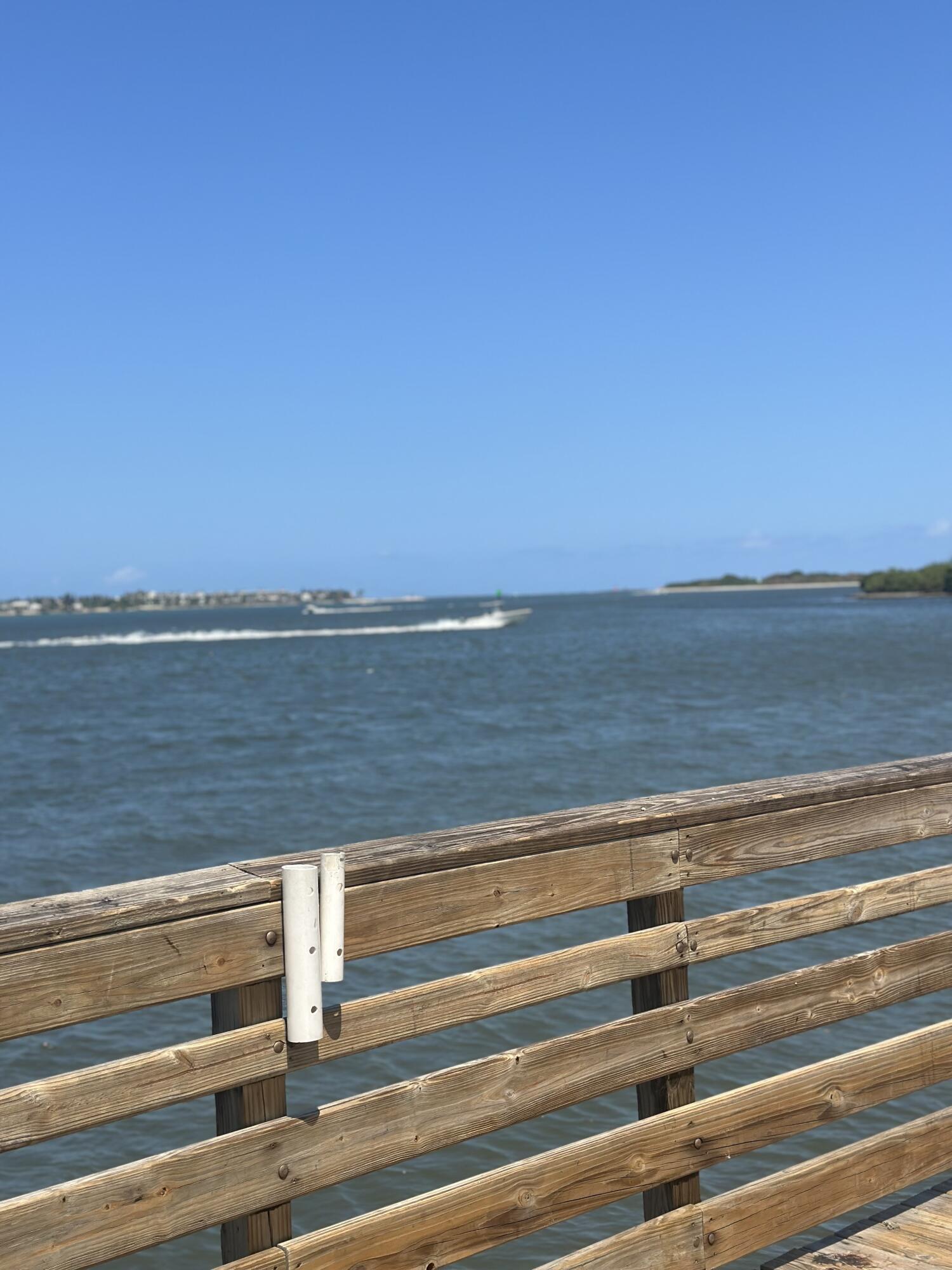 5270 SE Seascape Way 102