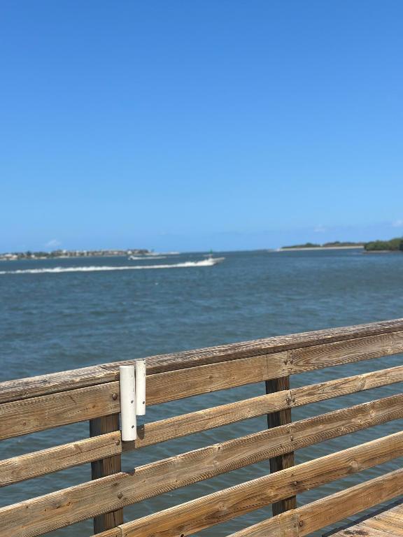 5270 SE Seascape Way 102