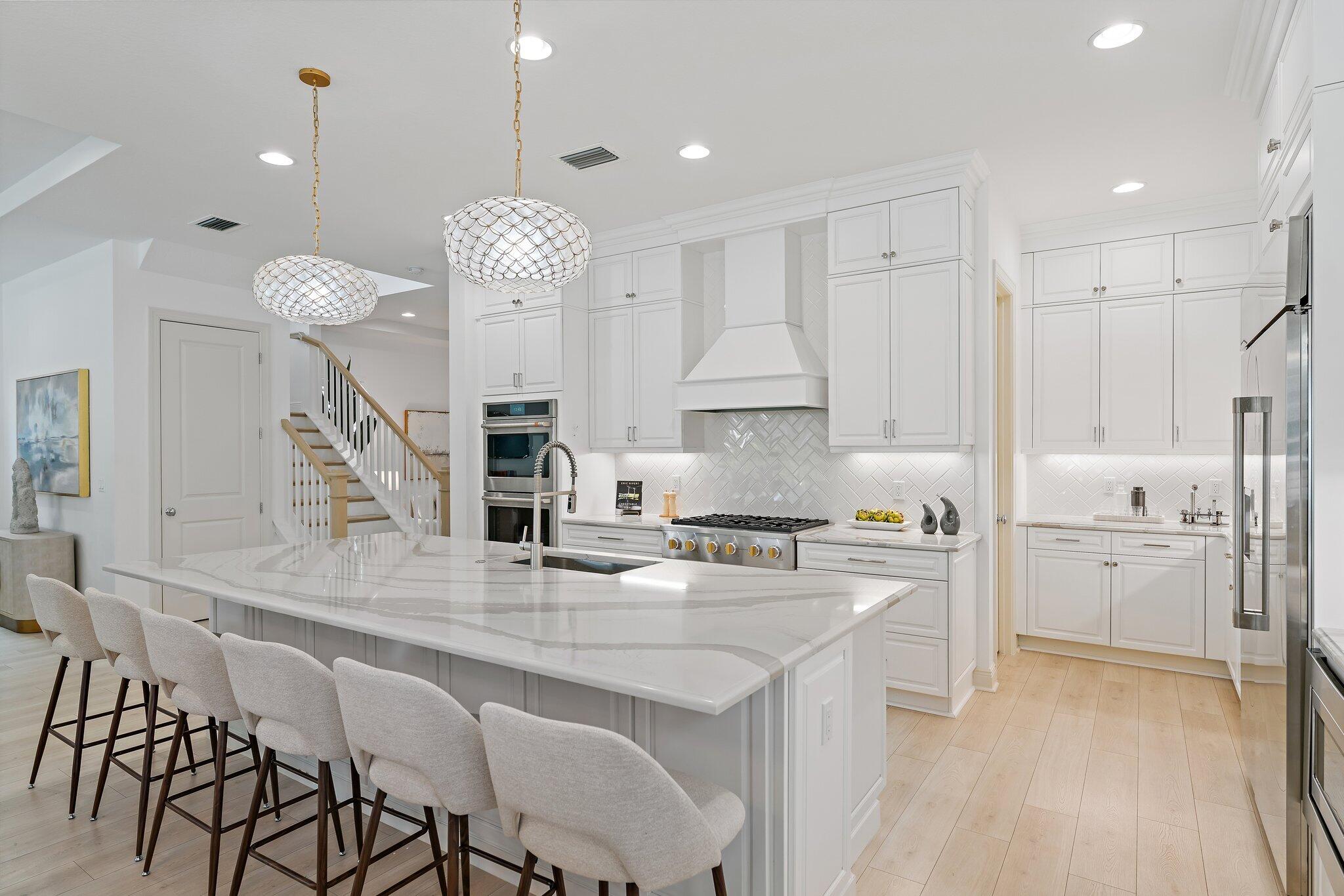 13161 Faberge Place