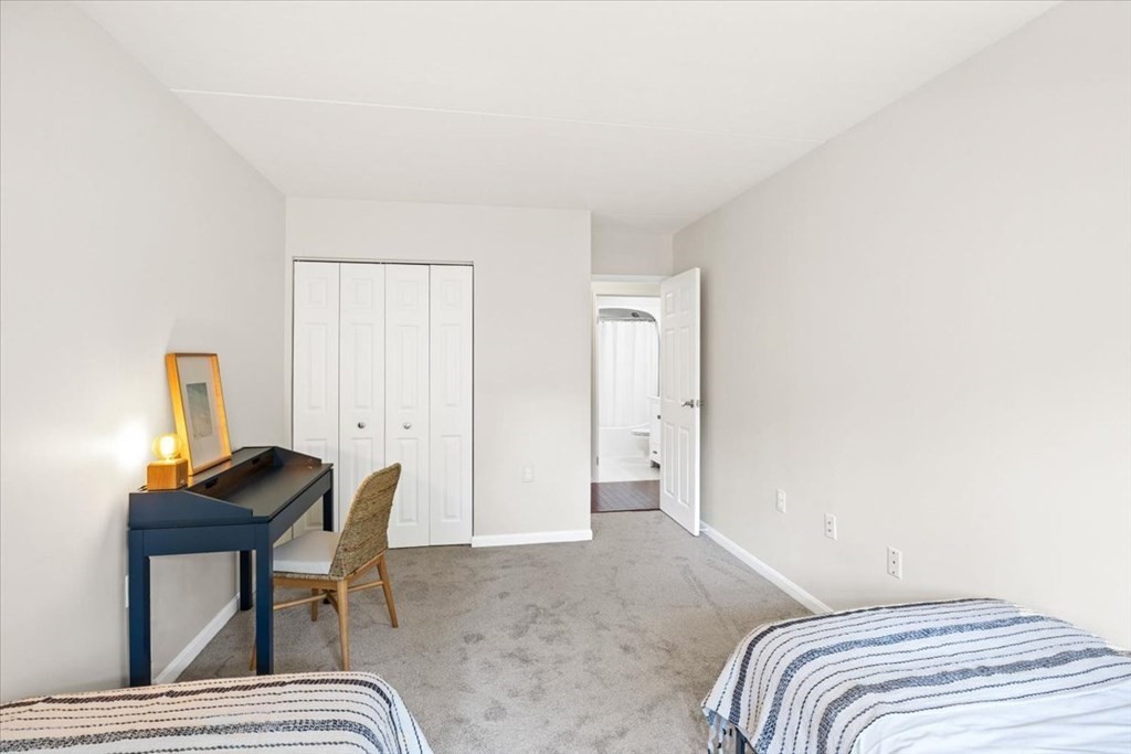 155 George Washington Blvd # 201