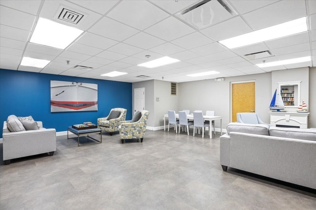 155 George Washington Blvd # 201