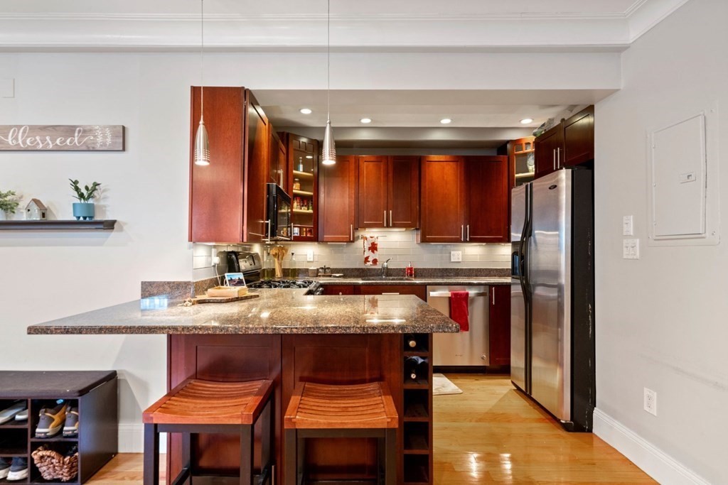 120 West 7th - Unit 102