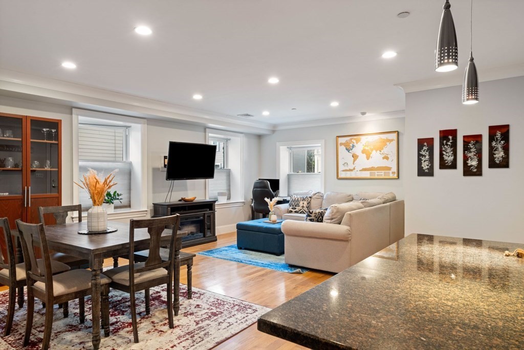 120 West 7th - Unit 102