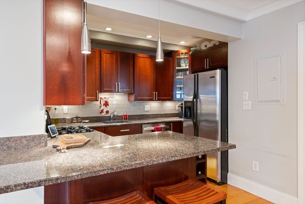 120 West 7th - Unit 102