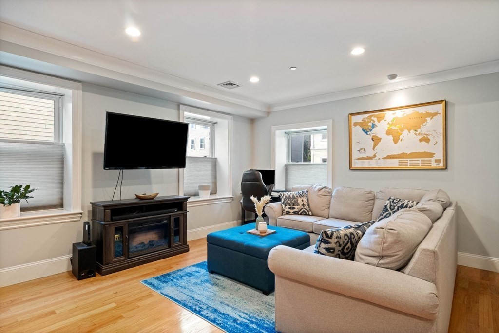 120 West 7th - Unit 102