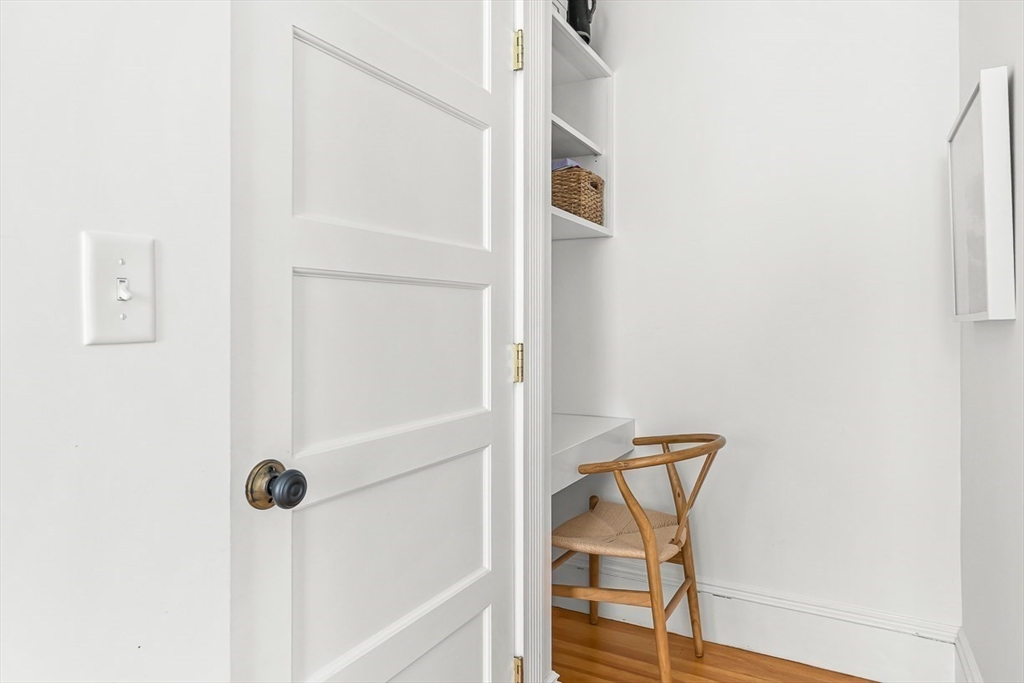 115 Westbourne Ter - Unit 1