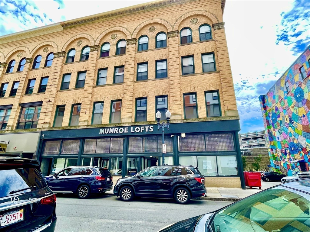 49 Munroe St # 201