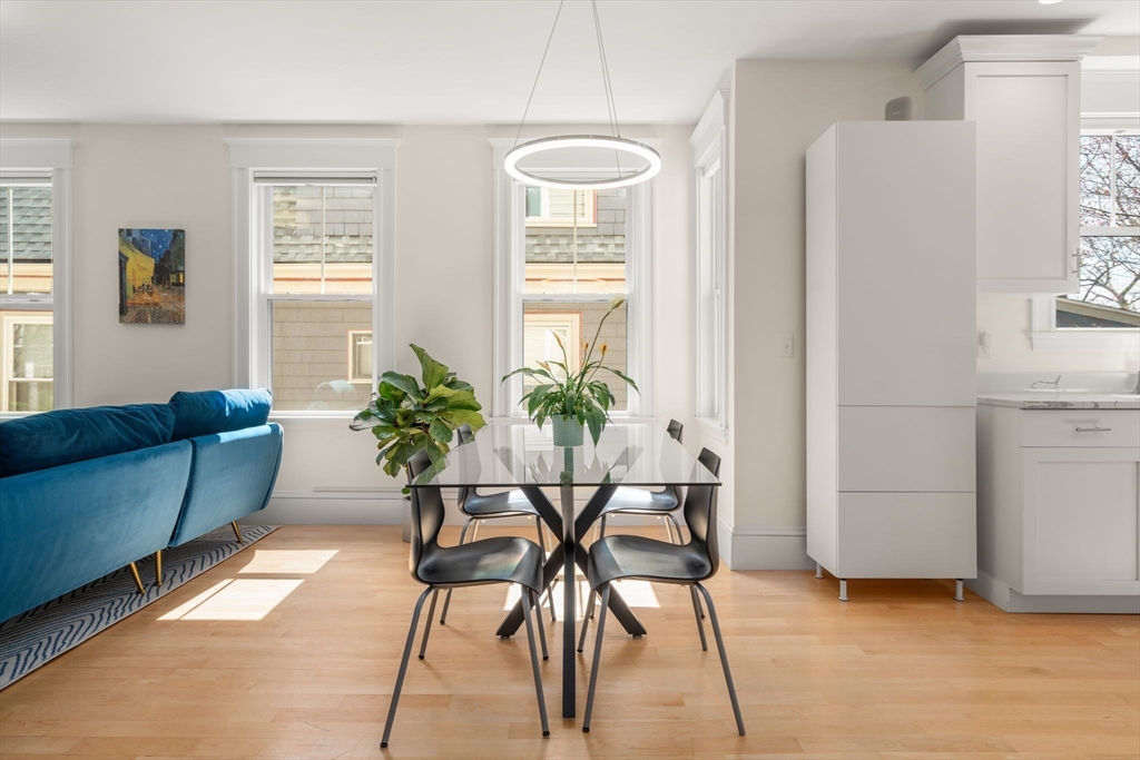 100 Bartlett St # 2