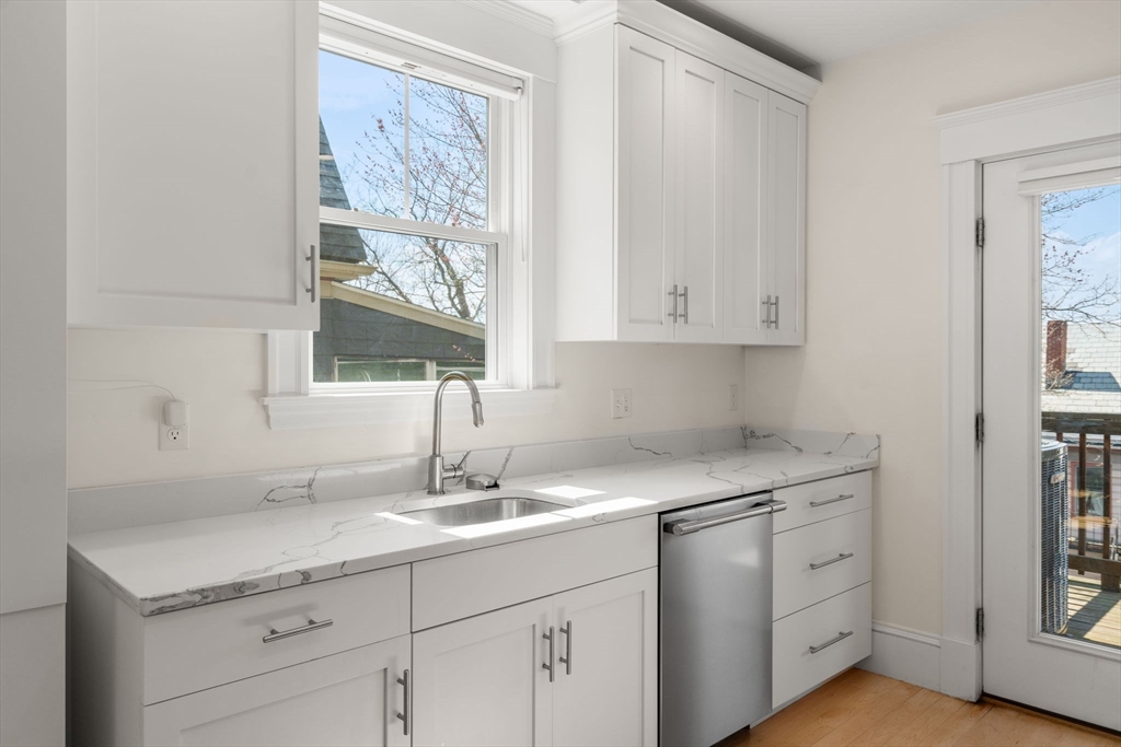 100 Bartlett St # 2