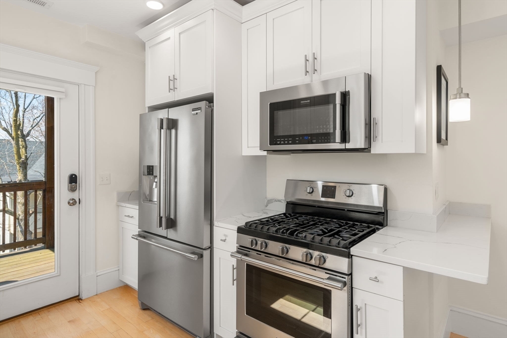 100 Bartlett St # 2