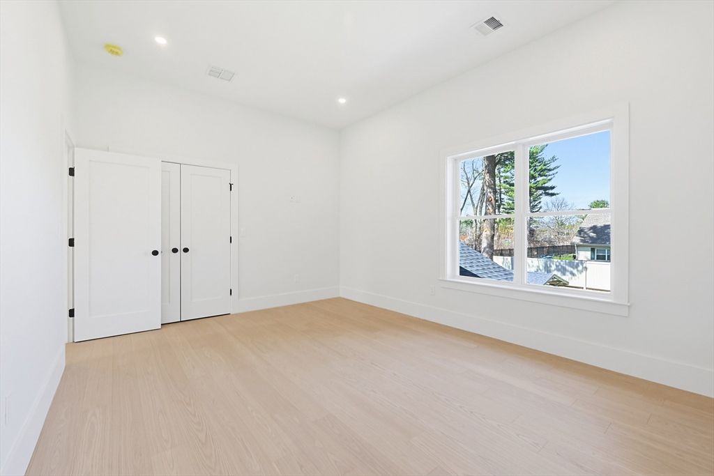 9 Cypress Rd