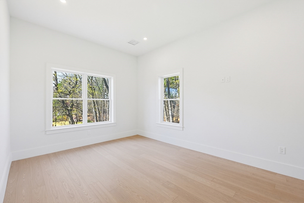 9 Cypress Rd