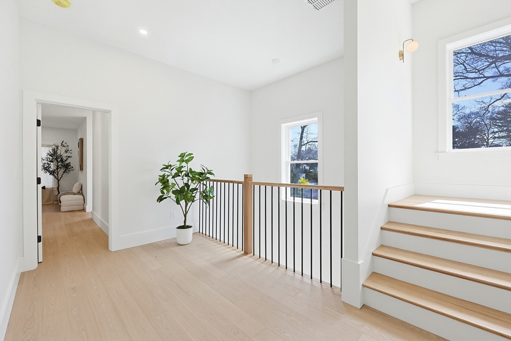 9 Cypress Rd