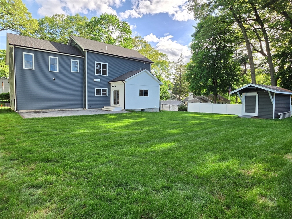 9 Cypress Rd