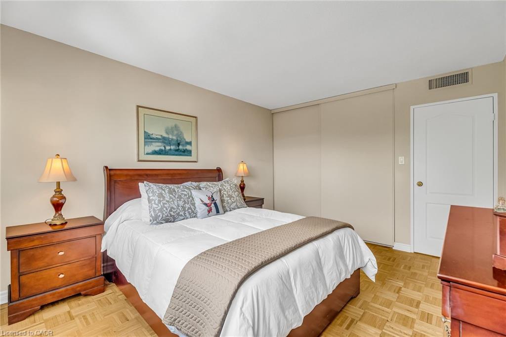 611-1333 Bloor Street E Unit: 611