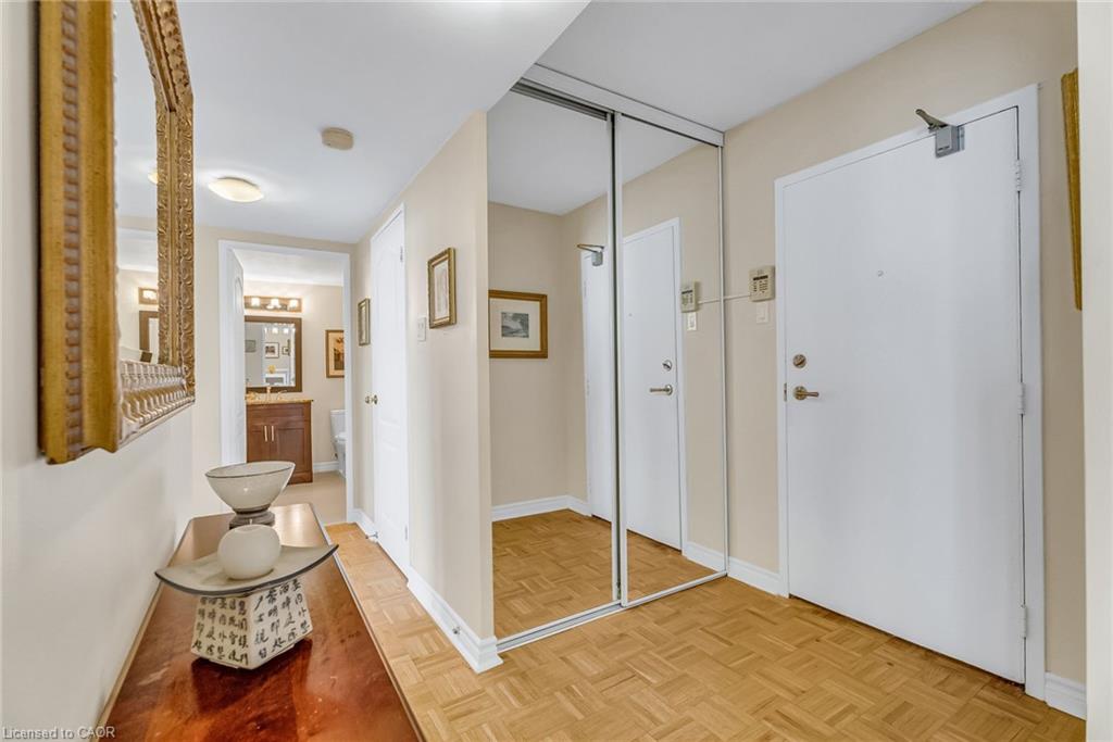 611-1333 Bloor Street E Unit: 611