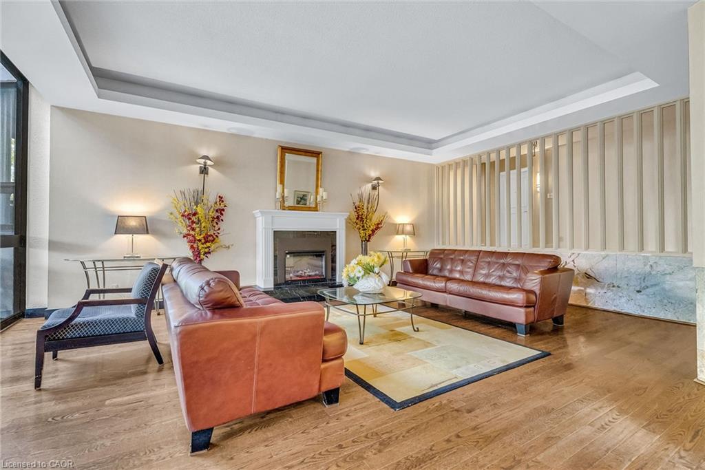 611-1333 Bloor Street E Unit: 611