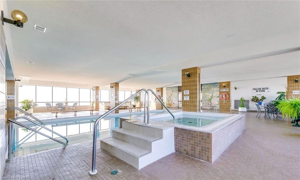 611-1333 Bloor Street E Unit: 611