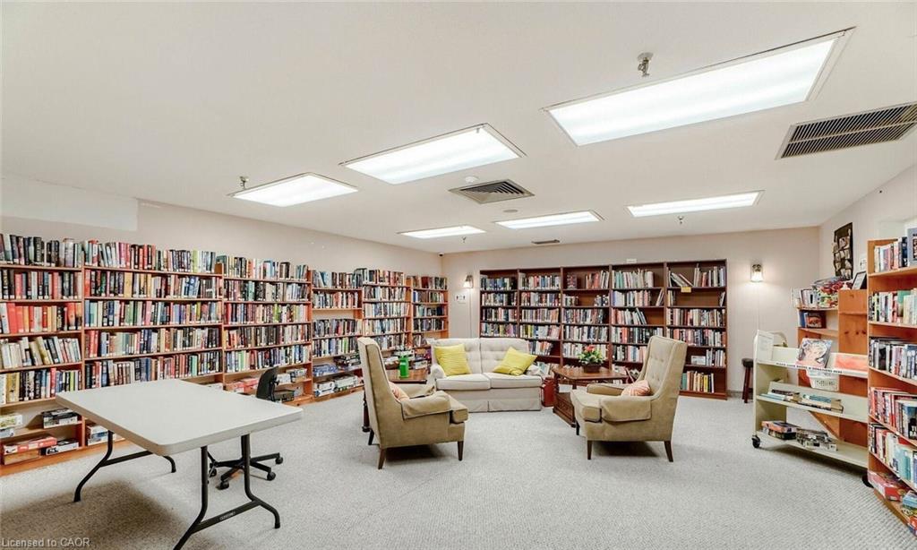 611-1333 Bloor Street E Unit: 611