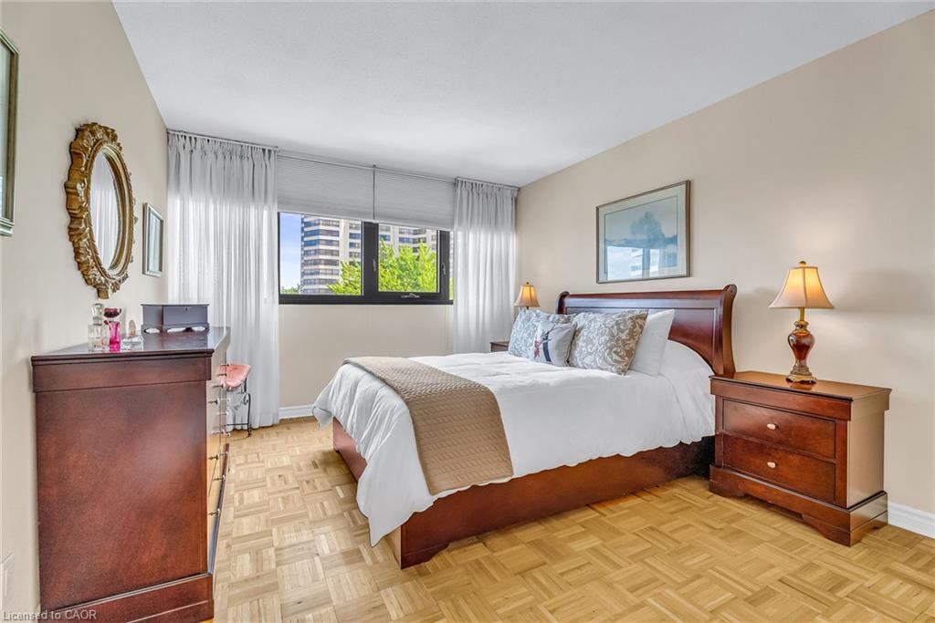 611-1333 Bloor Street E Unit: 611