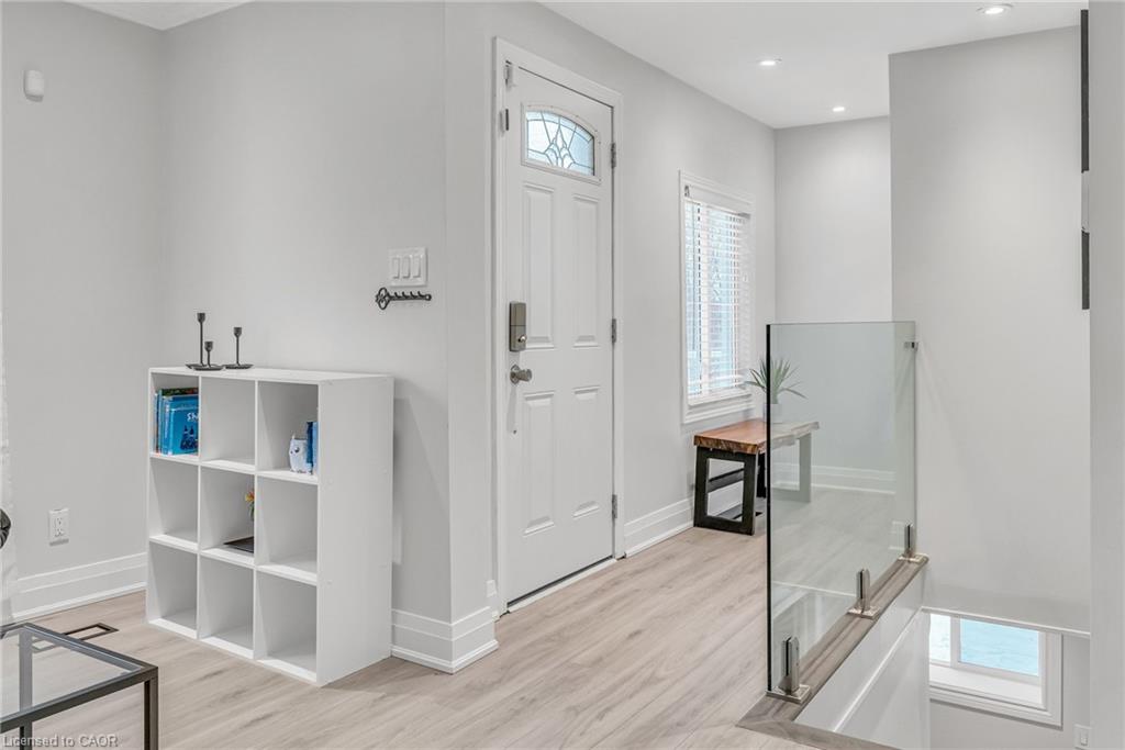 1034 Meredith Avenue, Mississauga