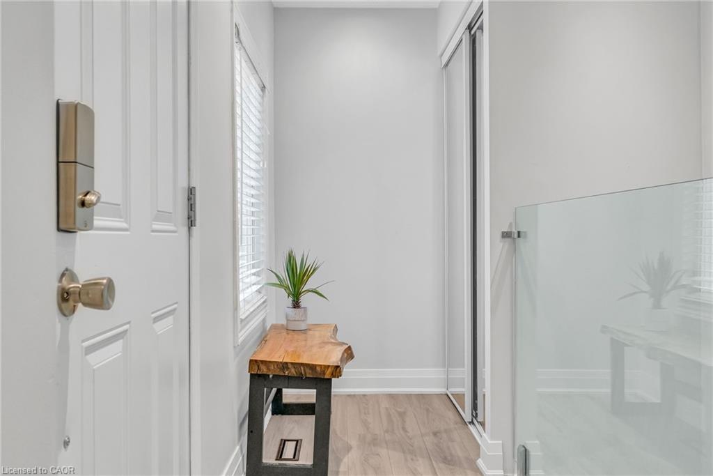 1034 Meredith Avenue, Mississauga