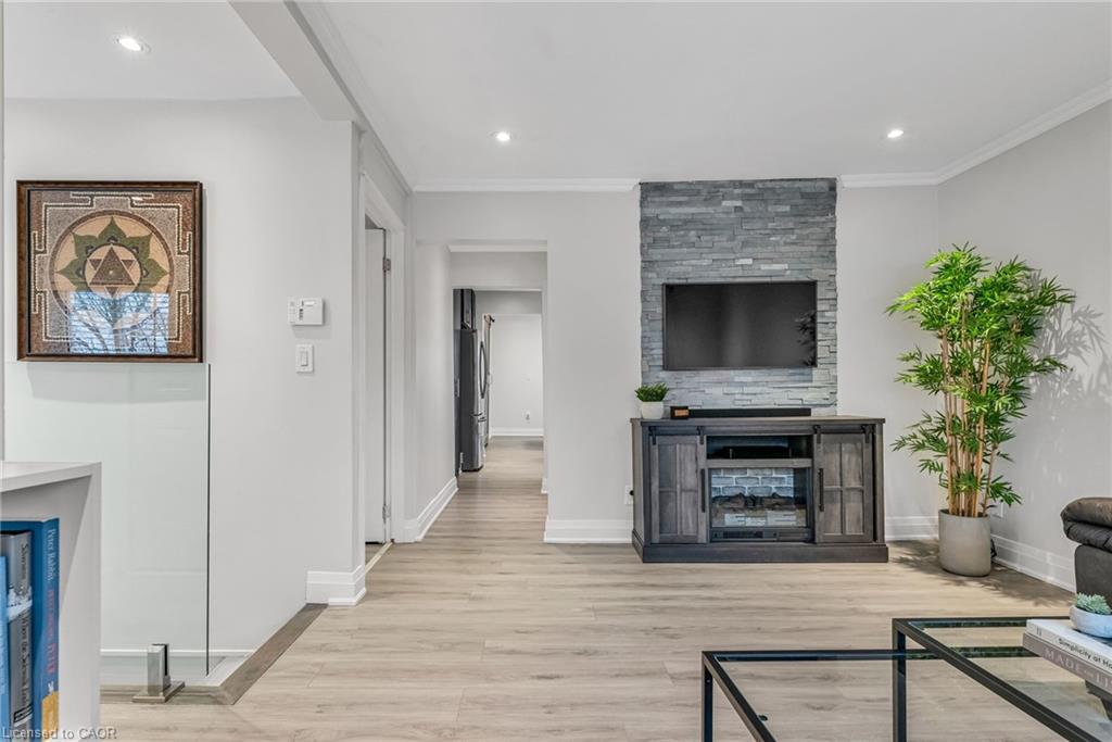 1034 Meredith Avenue, Mississauga