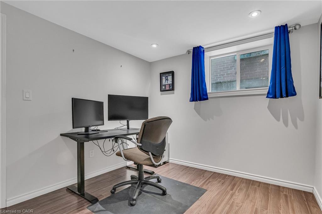 1034 Meredith Avenue, Mississauga