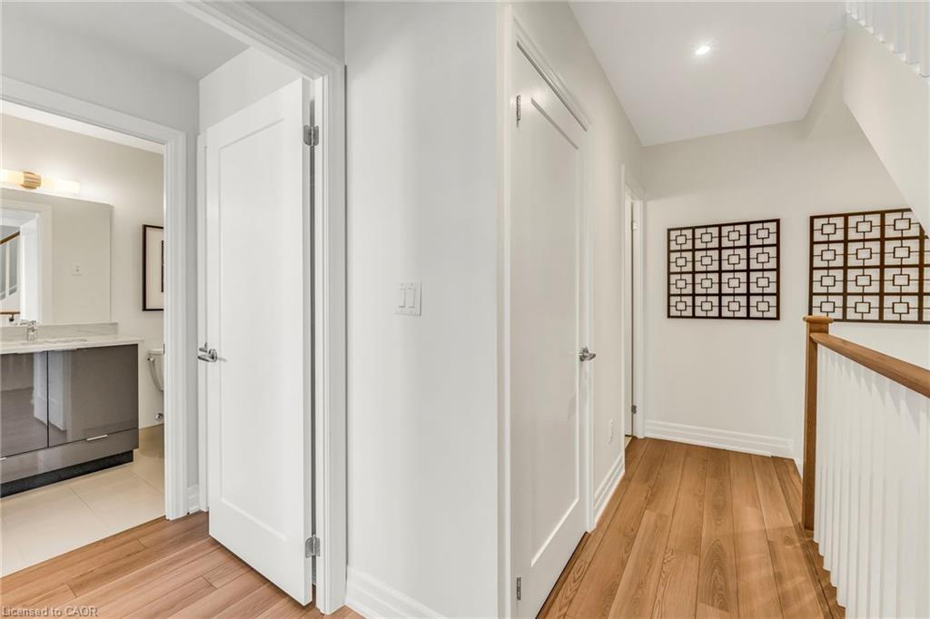 203-652 Cricklewood Drive