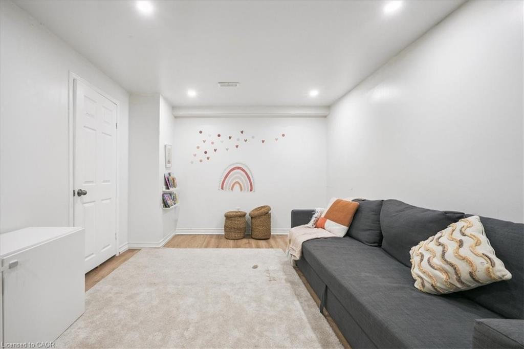 17-1230 Gripsholm Road Unit: 17