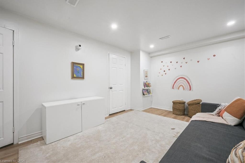 17-1230 Gripsholm Road Unit: 17